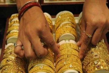 ஒரே நாளில் உச்சம் தொட்ட தங்கம் விலை - இனி எப்போது வாங்கலாம்?