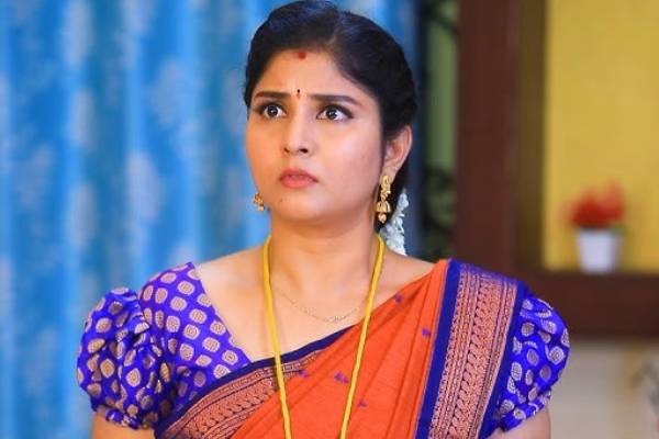 மீண்டும் குமாருவுடன் சேட்டை செய்யும் அரசி.. அந்த பொண்ணு யாரு? ஒரு கேள்விக்கே திணறும் காட்சி | Pandian Stores Serial Kumar Arasi Fighting Video