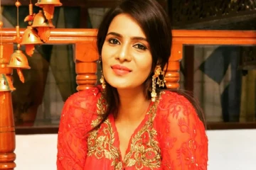 மீரா மிதுன் இந்த ஊரில தான் பதுங்கி இருக்கிறார்! கண்டுபிடித்த போலீஸ்.. விரைவில் கைது