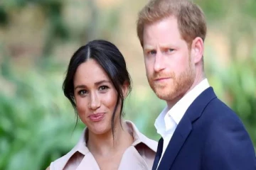 மீண்டும் அரச குடும்பத்துடன் இணைய முயற்சிக்கும் இளவரசர் ஹாரி!