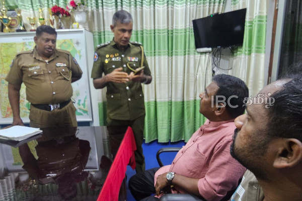 யாழில் ஐஸ் போதைப்பொருளுடன் சிக்கிய இளைஞர் | 21 Year Old Arrested With Ice In Jaffna