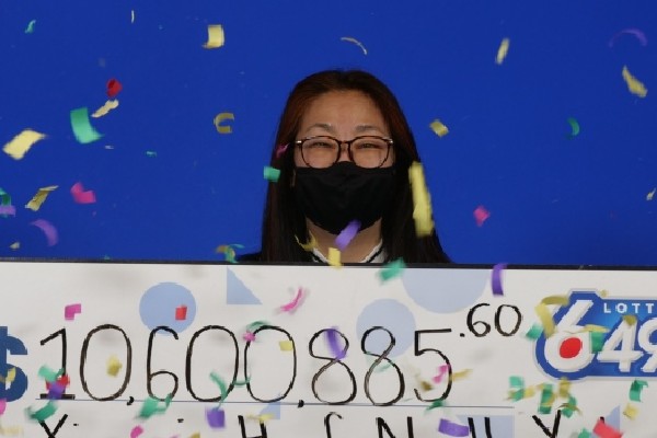 66 வயது பெண்ணுக்கு அடித்த யோகம் | Winning 10 6M Lotto Prize Grandma