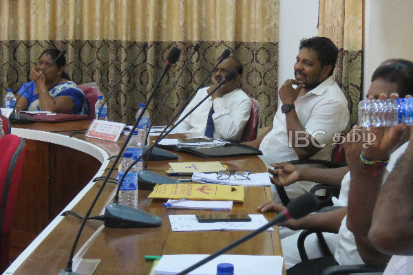 தமிழரசுக் கட்சிக்கும் தேசிய மக்கள் சக்திக்கும் இடையே பெரும் பேர் அமளிதுமளி! | Huge Uproar Broke Out Between The Itak And Npp