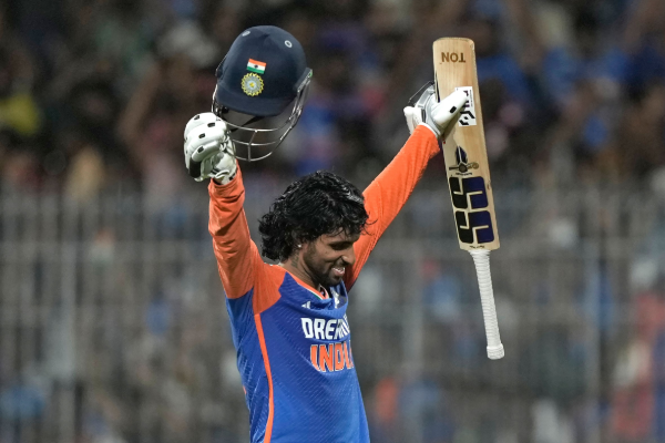 கிரிக்கெட் வாய்ப்புக்காக கால்களில் விழுந்தேன் - பிரபல இந்திய வீரர் பகிர்ந்த விடயம் | Tilak Varma Reveals Fell On People Feet For Chance கிரிக்கெட் வாய்ப்புக்காக கால்களில் விழுந்தேன் - பிரபல இந்திய வீரர் பகிர்ந்த விடயம் | Tilak Varma Reveals Fell On People Feet For Chance