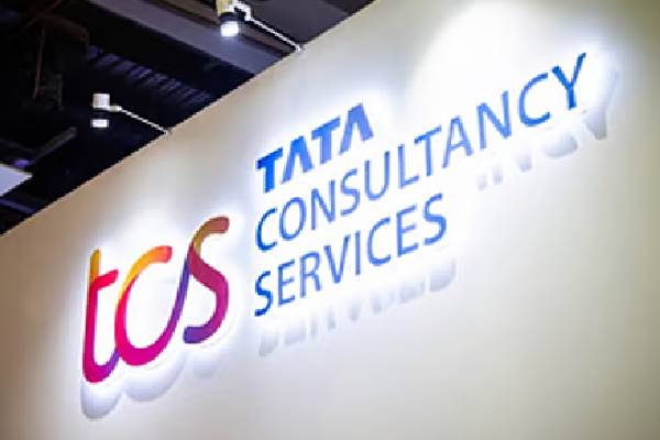 2500 ஊழியர்களை ராஜினாமா செய்ய கட்டாயப்படுத்திய TCS: குற்றம் சாட்டும் NITES | Tcs Forced 2500 Employees
