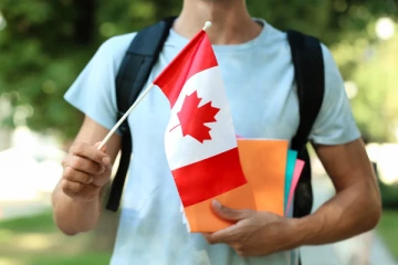 கனடாவில் சர்வதேச மாணவர்களுக்கு விதிக்கப்பட்ட தடை!