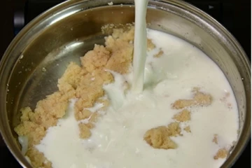 சுகர் நோயாளிகளும் விரும்பி விரும்பி சாப்பிடக் கூடிய ரவை பாயாசம்! 10 நிமிடத்தில் செய்வது எப்படி?