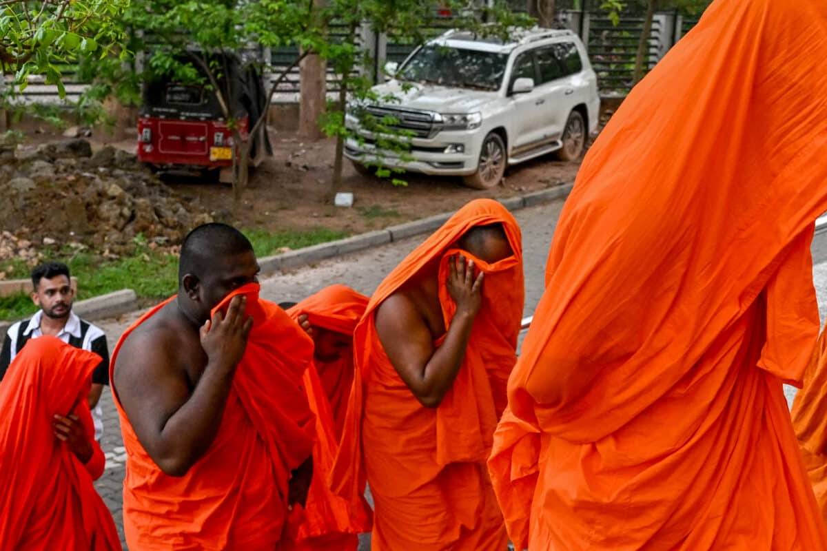 பௌத்த தேரர்களின் போதைப்பொருள் கடத்தலுக்கான பின்னணியில் மாற்றுமத வர்த்தகரா..! | Behind Drug Trafficking Involving Buddhist Monks