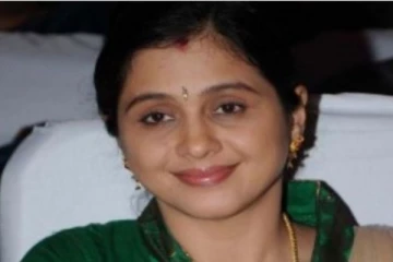 நரை முடியுடன் பாட்டியாக மாறிய தேவயானி: வெளியான புகைப்படத்தால் ஷாக்கான ரசிகர்கள்