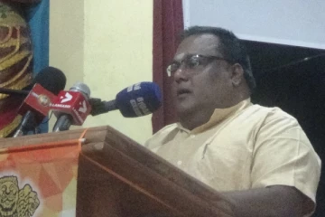 இலங்கை எல்லைக்குள்  அத்துமீறும் இந்திய இழுவைப் படகுகள் : விடுக்கப்பட்டுள்ள கோரிக்கை