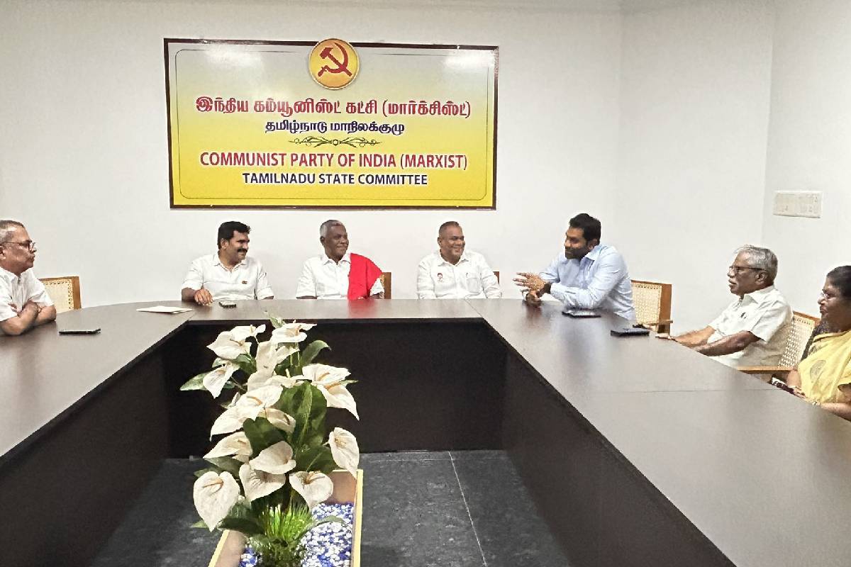 தவெக கூட்டணி கட்சிகள் கூட்டம் - அழைப்பை நிராகரித்த கம்யூனிஸ்ட் கட்சிகள் | Cpi Cpim Reject To Participate Tvk Alliance Meet