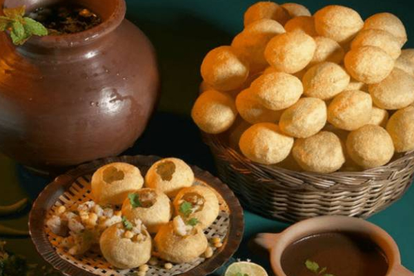 அமெரிக்காவில் பிரபலமடைந்த இந்தியாவின் தெருவோர கடை சிற்றுண்டி! | India S Street Food Panipuri Popular In America