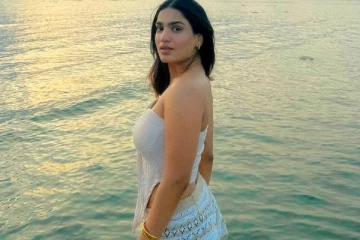 தாய்லாந்து, ஆஸ்திரேலியாவில் ஜாலி பண்ணும் நடிகை சானியா ஐயப்பன்..