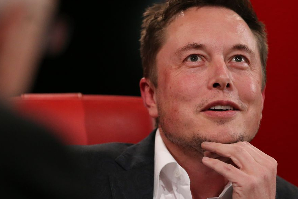 மாற்றுத்திறனாளி பெண் ஊழியரிடம் மன்னிப்புகோரிய எலான் மஸ்க் | Elon Musk Apologized To The Employee