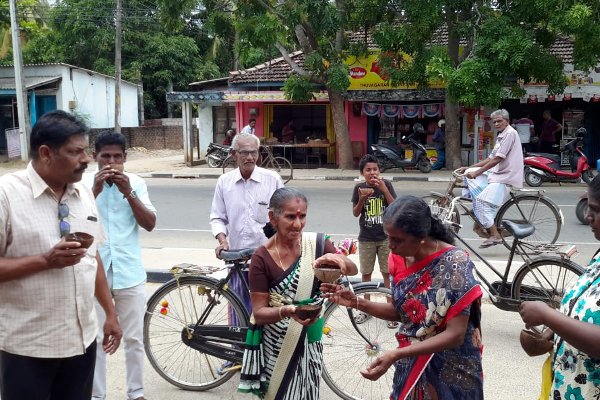 வடுக்களும் வலிகளும் நிறைந்த கதை கூறும் முள்ளிவாய்க்கால் கஞ்சி: தமிழர் தாயக பகுதிகளின் இரண்டாம் நாள் தொகுப்பு (படங்கள்) | Mullivaikkal Porridge Serving Events