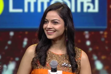 சூப்பர் சிங்கர் பூஜாவா இது?.. நீச்சல் உடையில் எல்லை மீறிய போஸ்