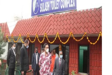 புது டெல்லியில் பிரபல கழிவறை அருங்காட்சியகத்திற்கு சென்ற நிதியமைச்சர் பசில்