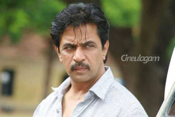 ரசிகர்களுக்கு அது பிடிக்கவில்லை அதனால் நிறுத்தி விட்டேன்.. ஆக்ஷன் கிங் அர்ஜுன் ஓபன் டாக்! | Arjun About Not Going To Act In Negative Role