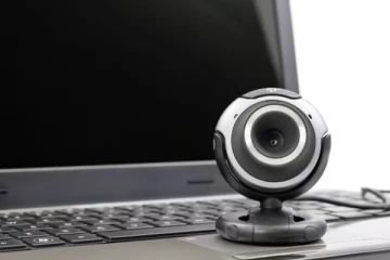 உக்ரைன் இளம்பெண்களை மோசமான விடயத்தில் ஈடுபட ஆசைகாட்டிய கனேடிய பெண்: அதிர்ச்சியை ஏற்படுத்தியுள்ள விடயம்