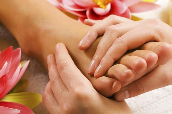 பாத மசாஜ் செய்வதால்  கிடைக்கும்   நன்மைகள்; என்னென்ன தெரியுமா! | Benefits Of Foot Massage