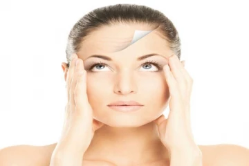 நெற்றியில் கருமை இருந்தால் இதை ட்ரை பண்ணுங்க