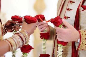 முன்னாள் காதலிக்கு உயிரையே திருமண பரிசாக கொடுத்த காதலன்?