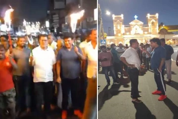 இரவிலேயே ஆரம்பித்துவிட்டோம்! தீப்பந்தங்களுடன் கோட்டா கோ கம நோக்கி செல்லும் குழுவினர்