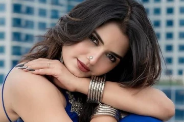 காற்றின் மொழி சீரியல் நடிகை பிரியங்காவா இது!! இப்படி மாறிட்டாங்களே...