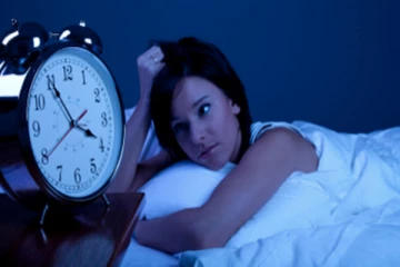 இரவில் நிம்மதியான தூக்கம் வேண்டுமா? கட்டாயம் இந்த உணவை சேர்த்துக்கோங்க