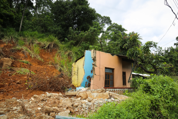 உடன் வெளியேறவும்! பத்தாயிரத்திற்கும் மேற்பட்ட வீடுகளில் வசிப்போருக்கு அவசர எச்சரிக்கை | Houses Located In High Risk Areas