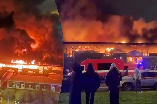 ரஷியாவின் மிகப்பெரிய மார்க்கெட்டில் பயங்கர தீ விபத்து ; அலறி அடித்து ஓடிய மக்கள் | A Massive Fire In Russia S Largest Market ரஷியாவின் மிகப்பெரிய மார்க்கெட்டில் பயங்கர தீ விபத்து ; அலறி அடித்து ஓடிய மக்கள் | A Massive Fire In Russia S Largest Market