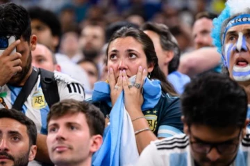 இரண்டே நிமிடங்களில் அதிர்ந்து போன கால்பந்து ரசிகர்கள்:காரணம் இதுதான்!