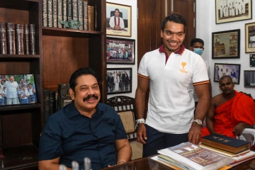 நாமலுக்காக பதவியிலிருந்து விலகுகிறாரா மஹிந்த? ராஜபக்சர்கள் எடுத்துள்ள முக்கிய முடிவு - செய்திகளின் தொகுப்பு