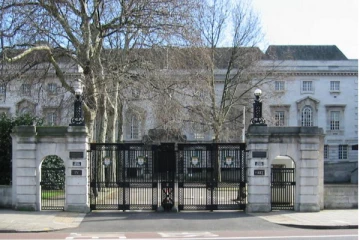 24 ஆண்டுகள் கழித்து அம்பலமான லண்டன் பள்ளி ஆசிரியரின் கோர முகம்! 14 ஆண்டுகள் சிறையில் அடைப்பு