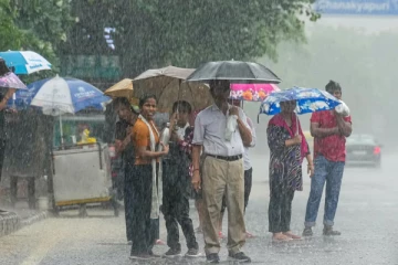 தமிழகத்தில் அடுத்த 6 நாட்களுக்கு மழை பெய்யும்.., எந்தெந்த பகுதிகளில் தெரியுமா?
