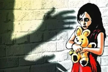 වයස 14ක දැරියක් දූෂණය කිරීමේ සිද්ධියකට චීවරධාරියෙක් ඇතුළු හතරක් අත්අඩංගුවට..