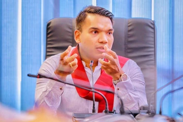 அமைச்சர் நாமல் தலைமையில்  யாத்திரை செல்லும் பிக்குகள் குழு!