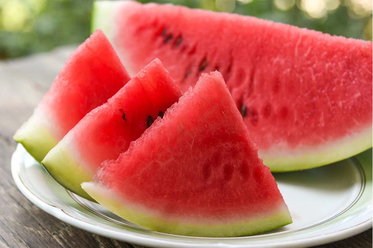 வெள்ளரியுடன் இதை சேர்த்து சாப்பிடாதீங்க... என்னென்ன பிரச்சனை ஏற்படும்? | These Combinations Should Not Eat Cucumber