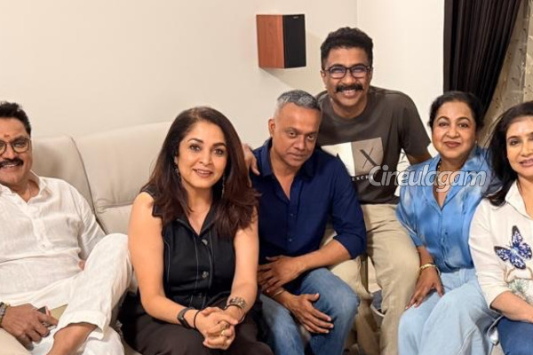 ராதிகா சரத்குமார் வீட்டு விசேஷம்.. கலந்துகொண்ட பிரபலங்கள்! போட்டோ இதோ | Radhika Sarathkumar House Warming Function