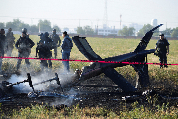 ஹெலிகொப்டர் வீழ்ந்ததில் ஐவர் பலி! | Five Killed In Helicopter Crash