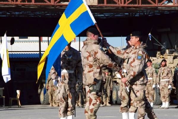 கிரீன்லாந்தில் களமிறங்கிய ஐரோப்பியப் படைகள்... அடம்பிடிக்கும் ஜனாதிபதி ட்ரம்ப் | European Military Personnel Greenland கிரீன்லாந்தில் களமிறங்கிய ஐரோப்பியப் படைகள்... அடம்பிடிக்கும் ஜனாதிபதி ட்ரம்ப் | European Military Personnel Greenland