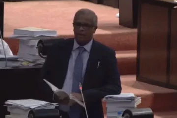 ரிசாத் பதியுதீன் விவகாரம்! அமைச்சர் சரத் வீரசேகரவிற்கு பதிலடி கொடுத்த சுமந்திரன்