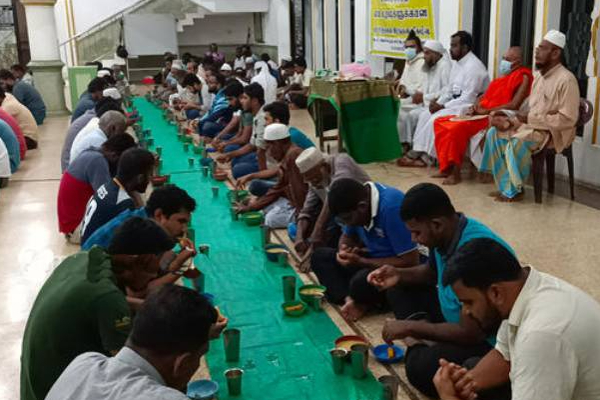 இலங்கை வரலாற்றில் மறக்கமுடியாத நாள்: மக்களின் துயரத்தை கண்டுகொள்ளாத ராஜபக்சக்கள் | Sri Lanka Easter Bombings Tribute People Today இலங்கை வரலாற்றில் மறக்கமுடியாத நாள்: மக்களின் துயரத்தை கண்டுகொள்ளாத ராஜபக்சக்கள் | Sri Lanka Easter Bombings Tribute People Today