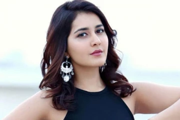 விதவிதமான உடையில் நடிகை ராஷி கண்ணா.. லேட்டஸ்ட் போட்டோஷூட் புகைப்படங்கள்