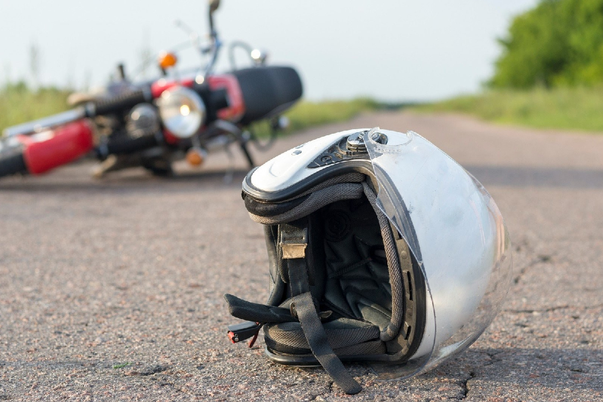 ஏ9 வீதியில் விபத்தில் மோட்டார் சைக்கிள் ஓட்டுநர் உயிரிழப்பு! | Motorcyclist Dies In Accident On A9 Road ஏ9 வீதியில் விபத்தில் மோட்டார் சைக்கிள் ஓட்டுநர் உயிரிழப்பு! | Motorcyclist Dies In Accident On A9 Road