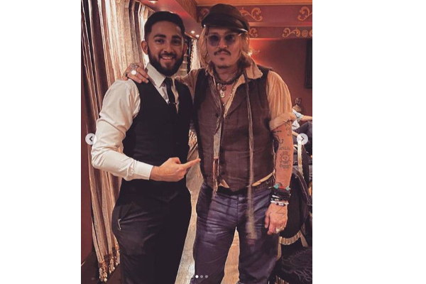 இந்திய உணவுக்காக 49 லட்சம் செலவு செய்த நடிகர் ஜானி டெப் - அப்படி என்ன சந்தோஷம் தெரியுமா? | Actor Johnny Depp 49 Lakh On Lavish Indian Dinner