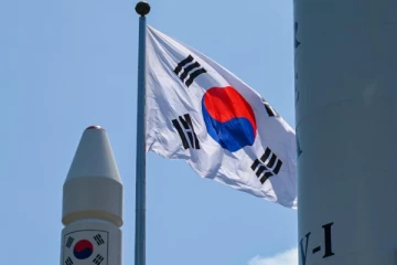 முதல் இராணுவ உளவு செயற்கைக்கோளை இம்மாதம் இறுதியில் ஏவும் தென் கொரியா