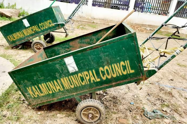 கல்முனை மக்களுக்கான அறிவிப்பு (Photos) | Gas Kalmunai People Municipalcouncil Garbage