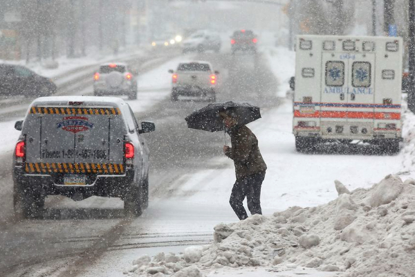 கடும் பனிப்புயலால் திண்டாடும் அமெரிக்கா! 30 பேர் பலி | America Will Be Hit By A Heavy Snow Storm