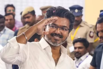 தமிழ்நாட்டில் தொங்கு சட்டசபை - திமுக கூட்டணியை உடைக்கும் விஜய்